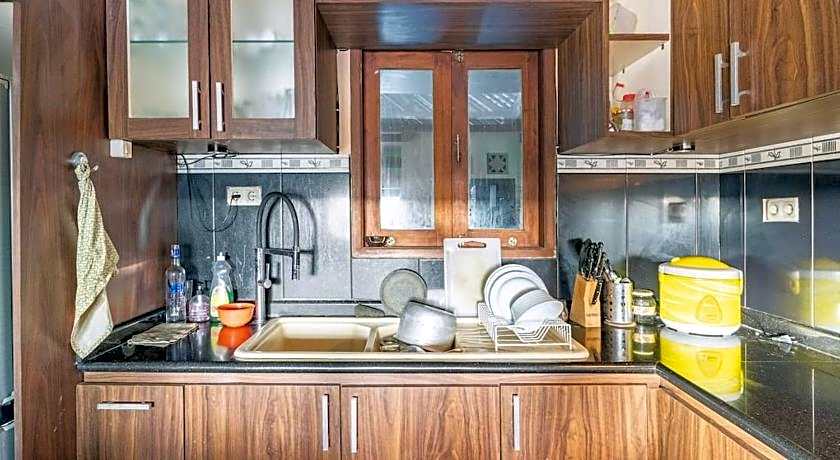 Villa Kenanga in Meninting by the beach