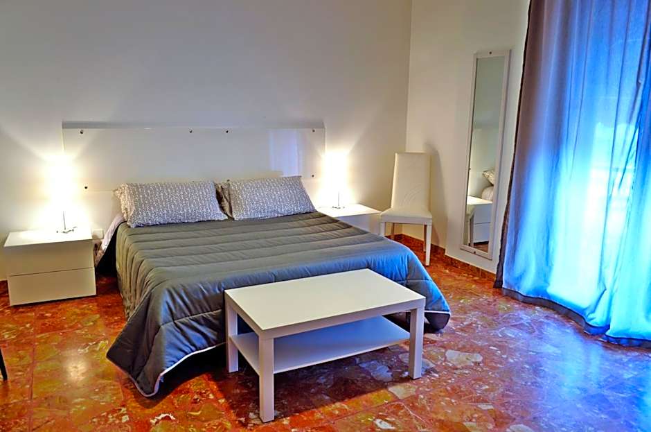 Bed & Breakfast Fontanarossa Airport -Private Parking-