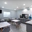 Super 8 by Wyndham Humble/Houston