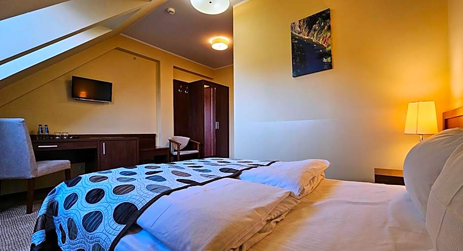 Pensjonat Crosna SPA