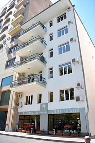 Family Hotel
