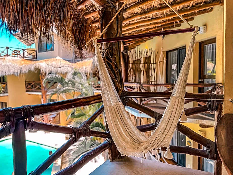 Holbox Dream Beachfront Hotel