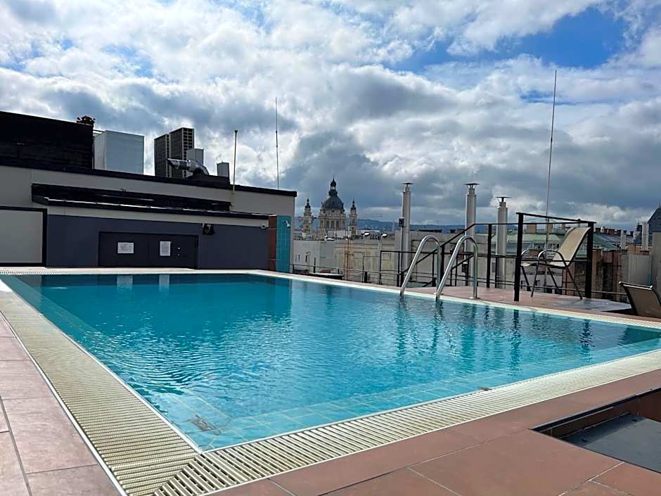 Chill 'N' Joy Boutique suites