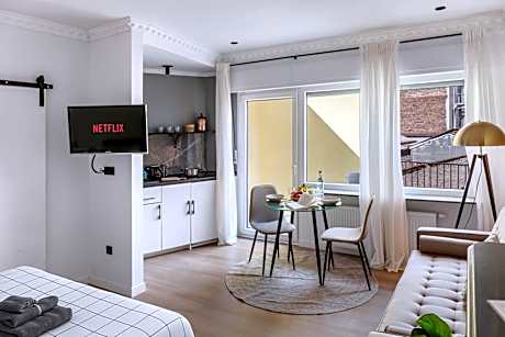 Studio with Balcony