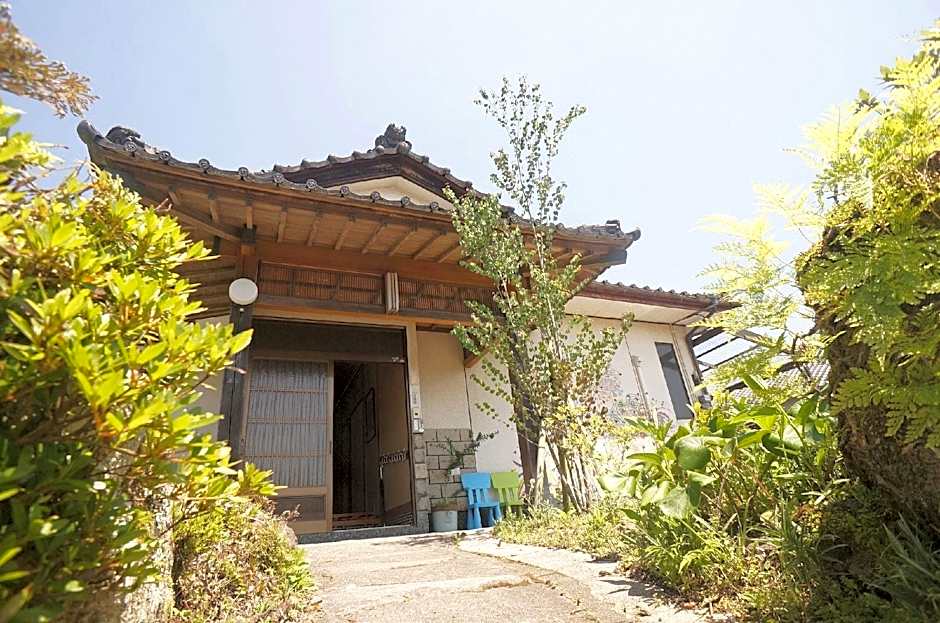 Assi House