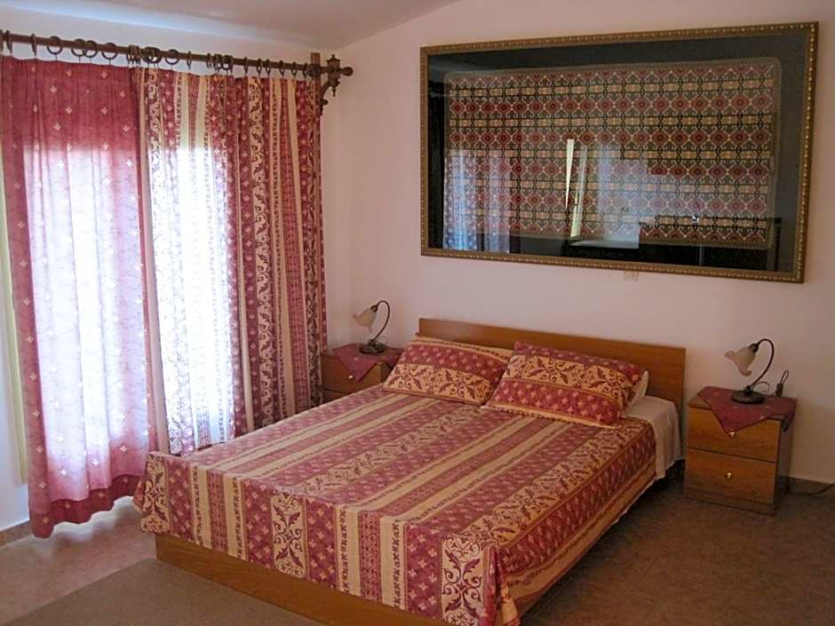 Vamos Palace Apartments