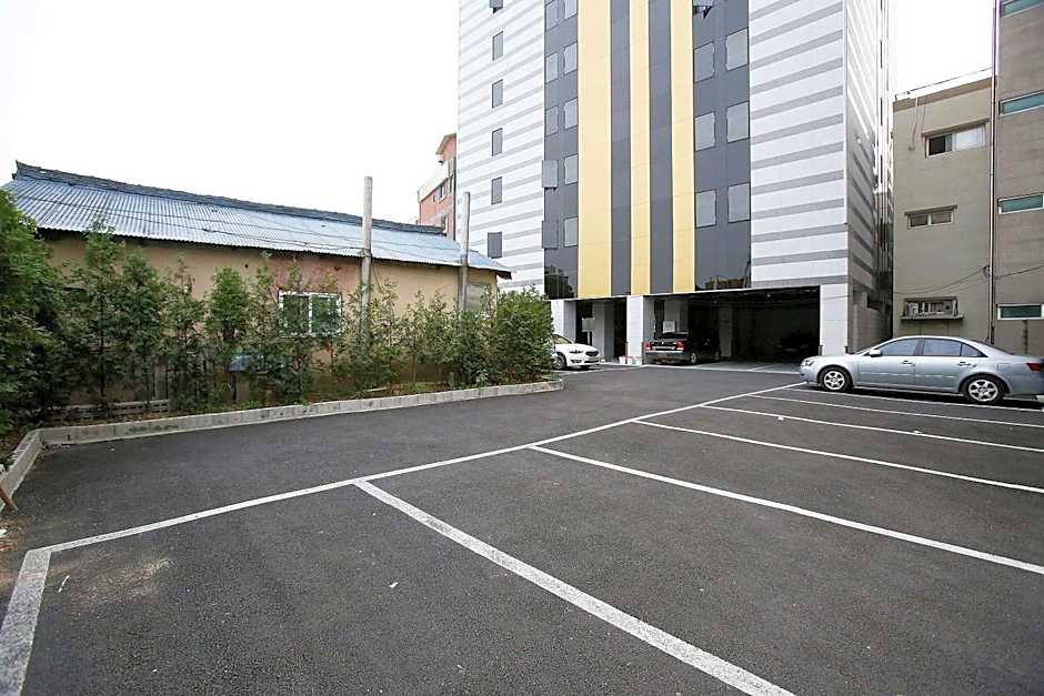 Hwaseong (Hyangnam) elga tourist hotel
