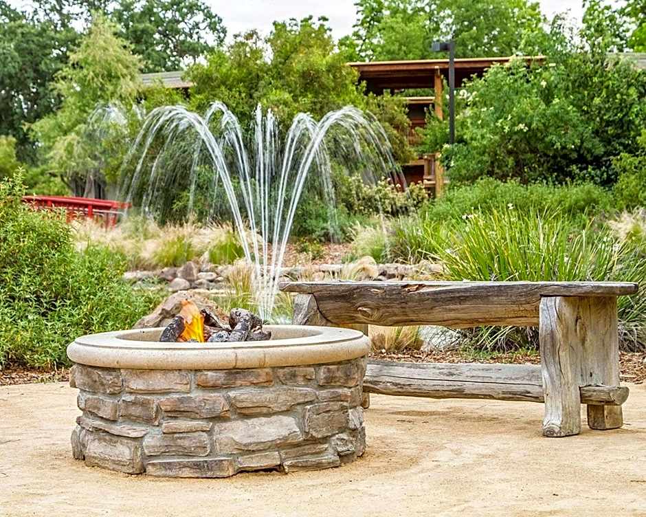 Gaia Hotel & Spa Redding, an Ascend Collection Hotel