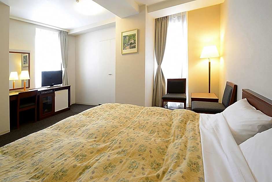 Ginza International Hotel