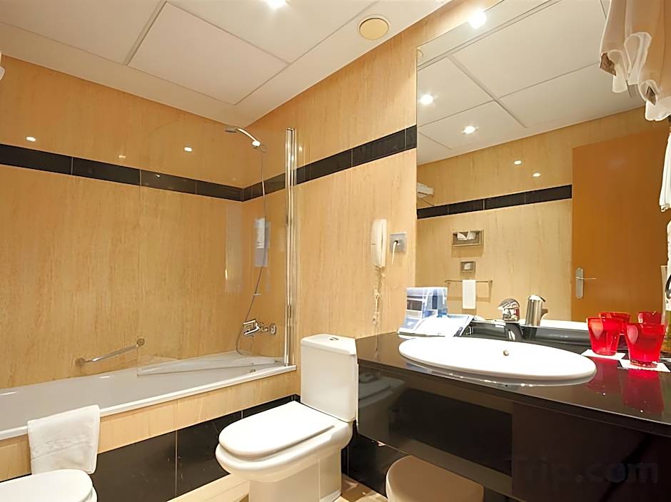 Hotel San Sebastian Orly Affiliated by Meliá