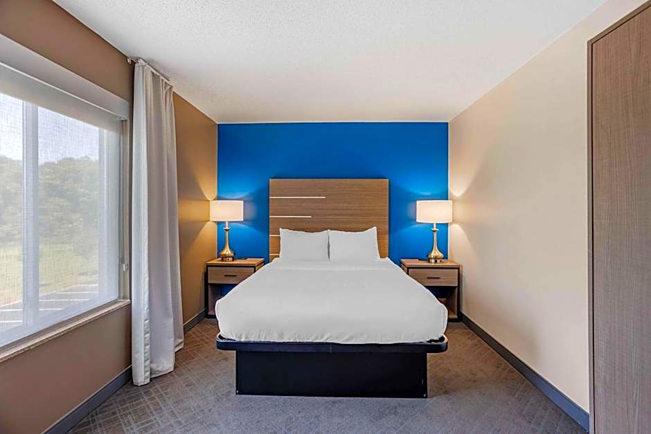 Comfort Inn & Suites Harrisburg-Hershey North