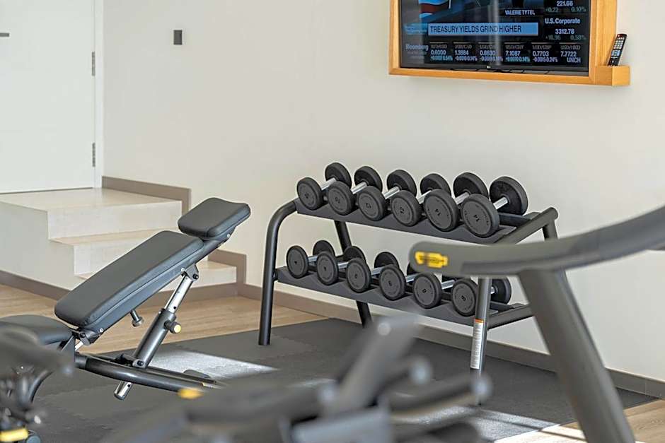 Royal Marina Suites Boutique Hotel