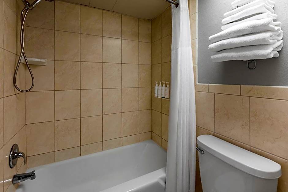 Super 8 by Wyndham Traverse City