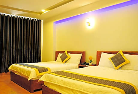 Quadruple Room with Sea View