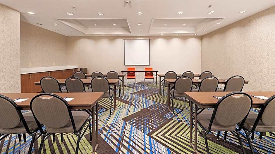 Holiday Inn Express Hotel and Suites Conroe By IHG