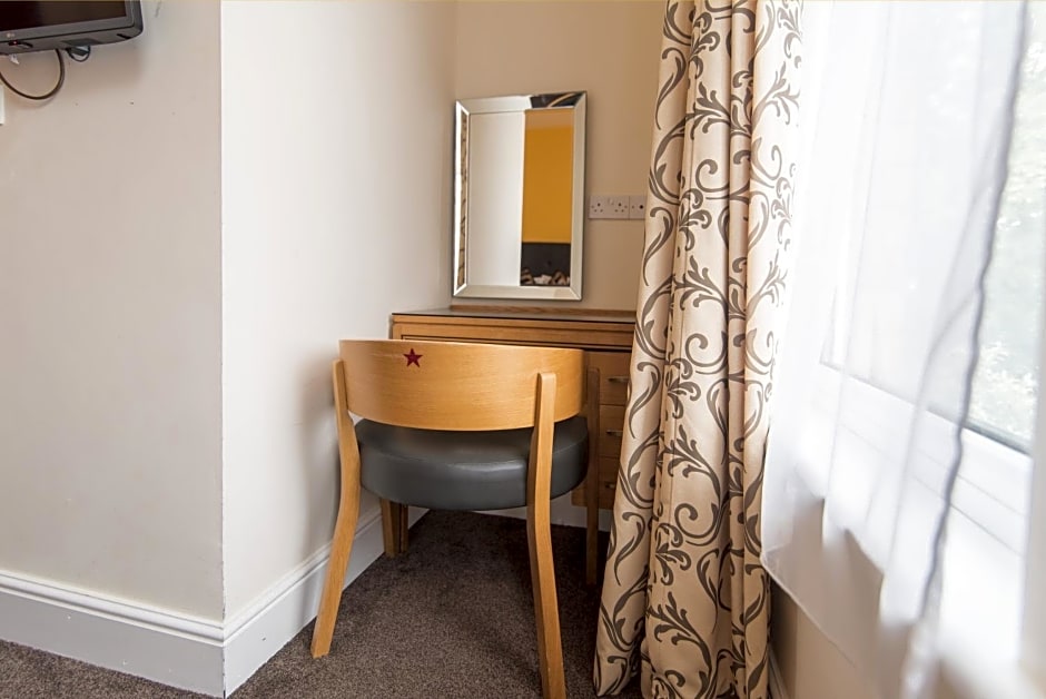 The Linden Leaf Rooms - Classy & Stylish