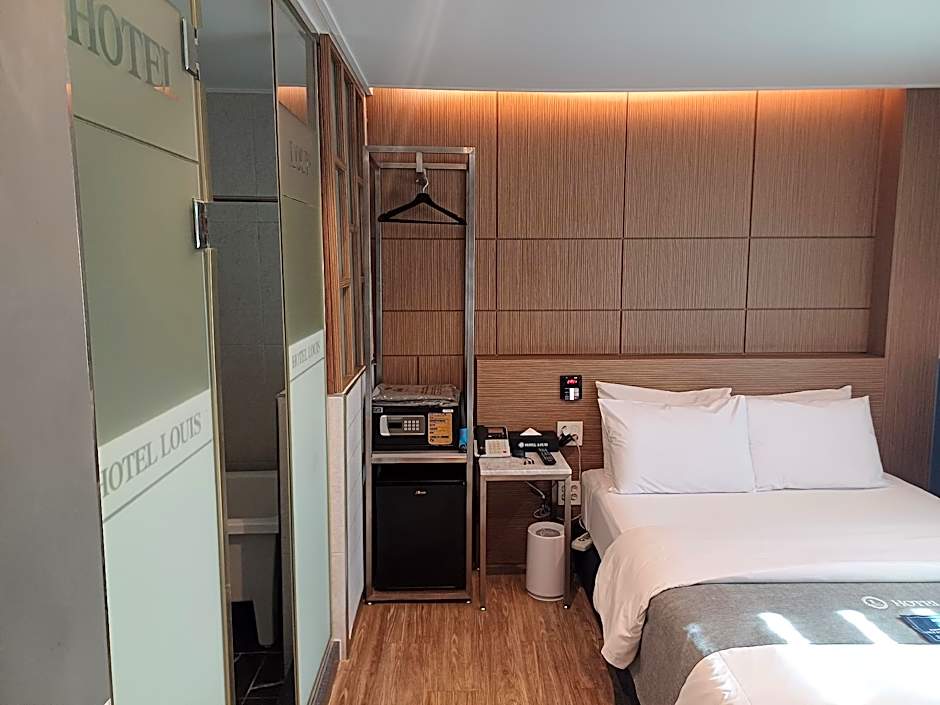 Louis Hotel Gangneung