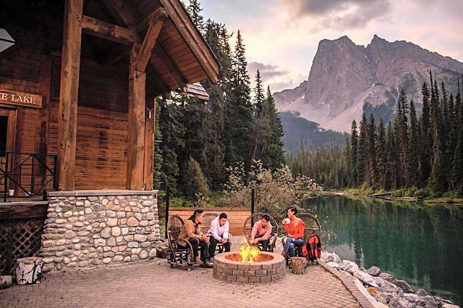 Emerald Lake Lodge