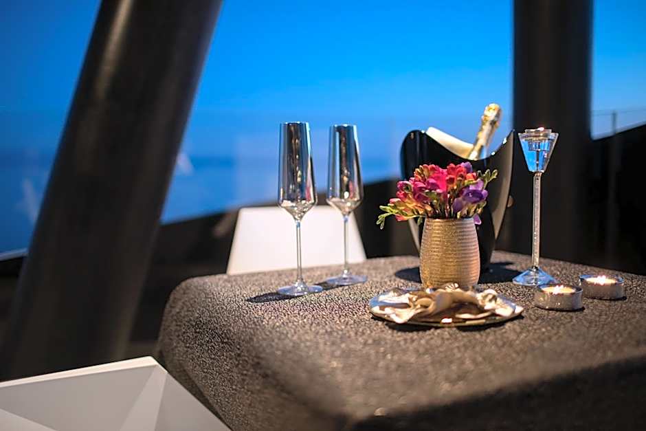 Posh Residence Luxury Suites