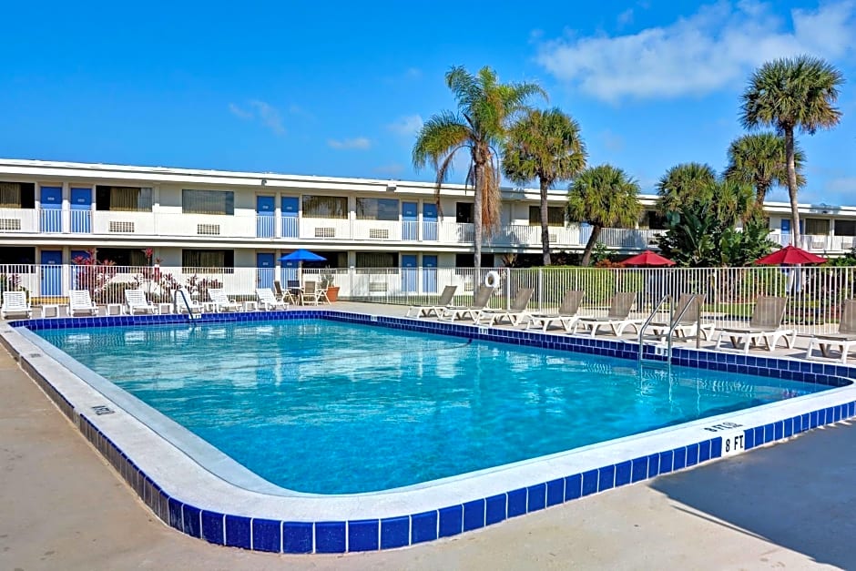 Motel 6-Cocoa Beach, FL