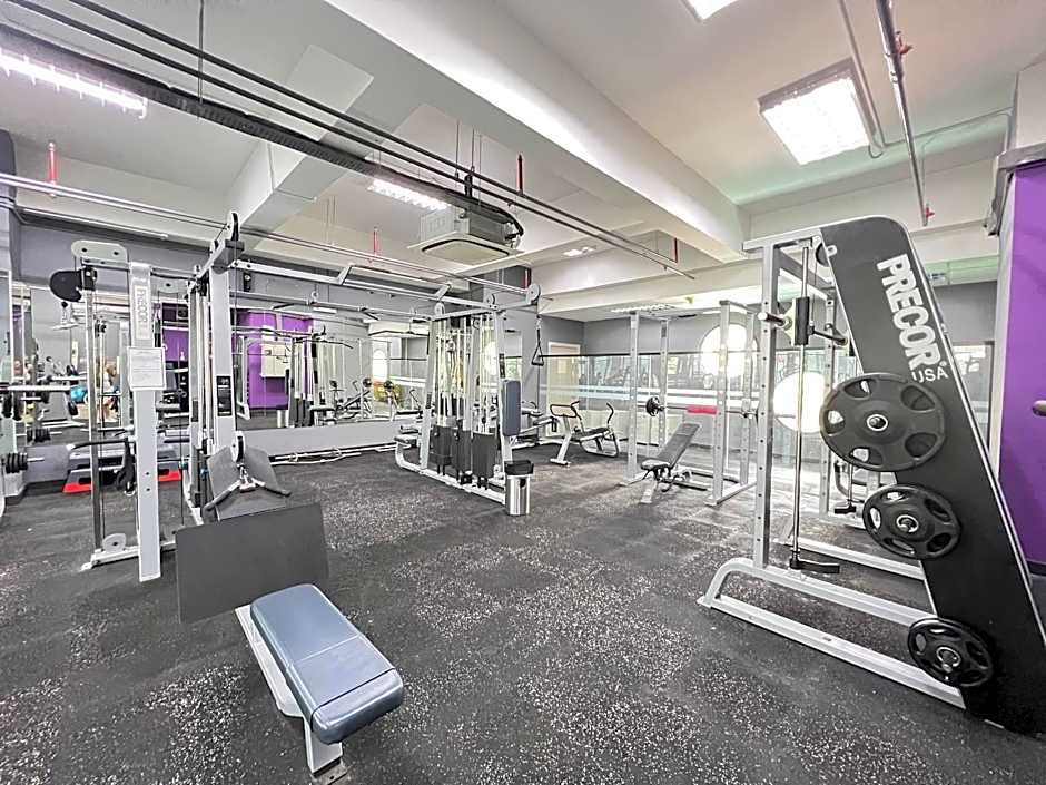 Qliq Damansara Hotel