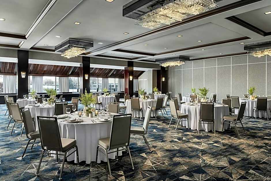 Sheraton Montreal Airport Hotel