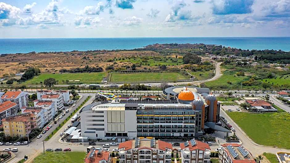 Arnor De Luxe Hotel & Spa