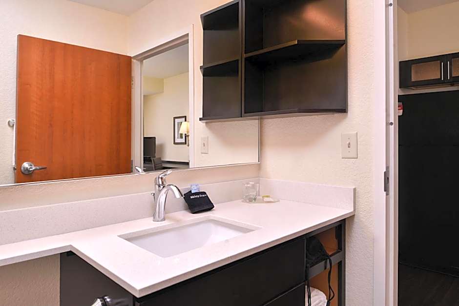 Candlewood Suites Terre Haute By IHG