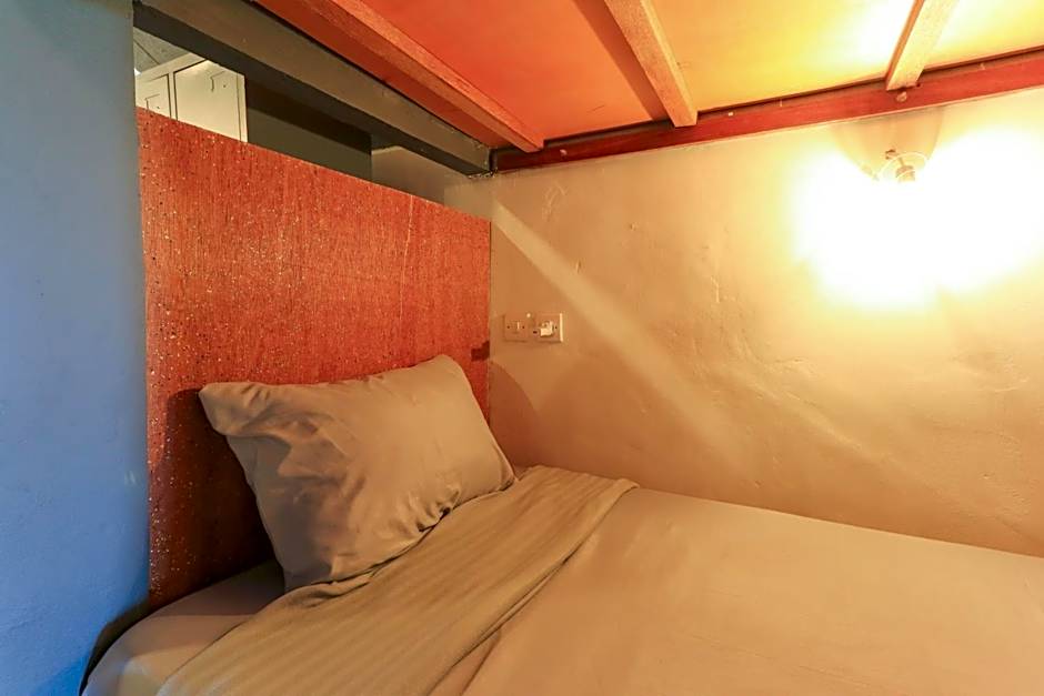 Hostel Bukit Sangcure