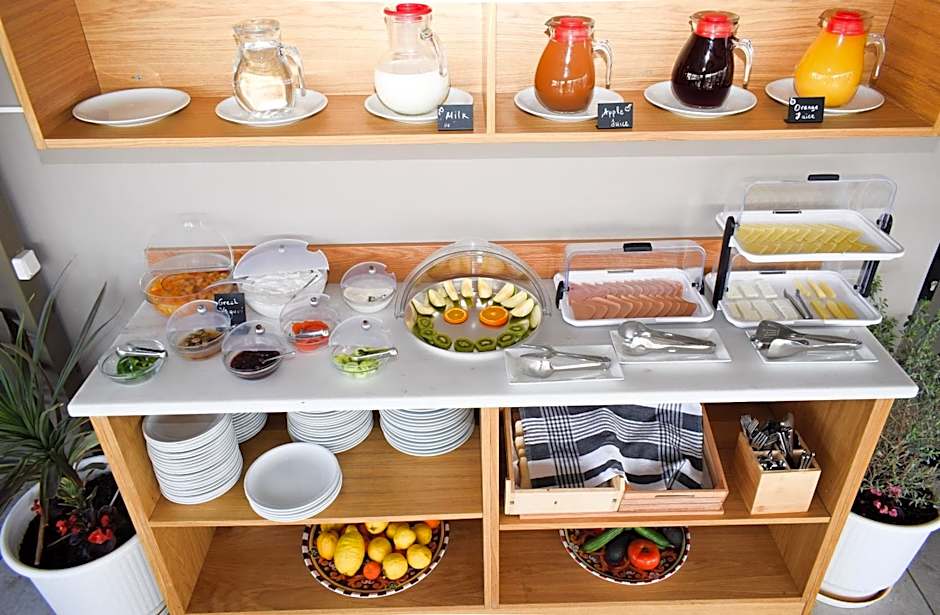 Urban Frame Acropolis