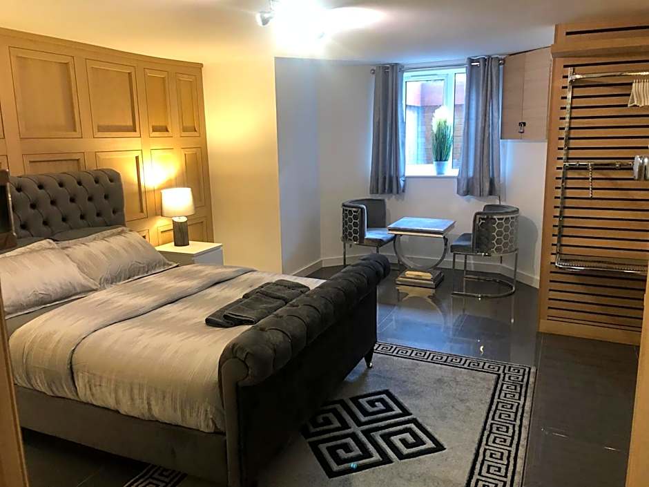 Hendham House - Near Etihad Stadium, CoOp Live Arena, AO Arena, Piccadilly Train Station & Manchester City Centre