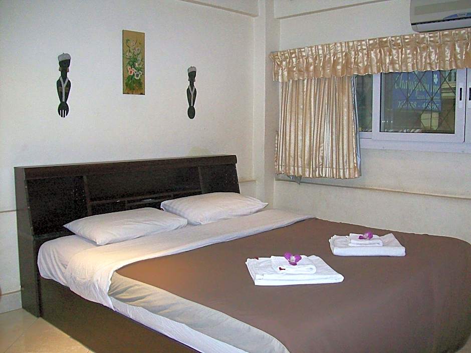 Chaiyapoon Inn