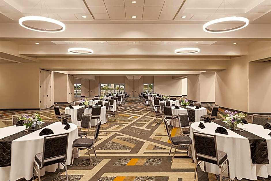 Hilton Knoxville Airport