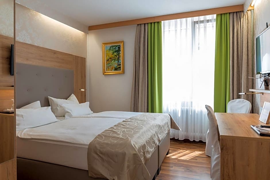 Central Boutique Hotel