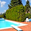 Appartamento con piscina e tennis