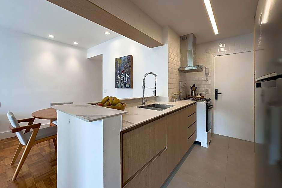 Leblon, Rua Dias Ferreira - Apt silencioso com localização premium