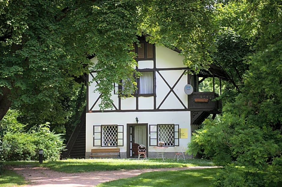 Chateau Loucen Garden Retreat