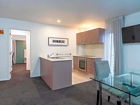 Two-Bedroom Apartment without Kitchen