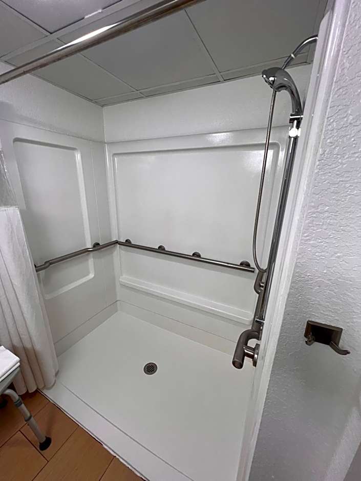 Country Inn & Suites by Radisson, Pigeon Forge South, TN