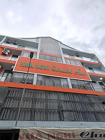 Nhà Nghỉ Chuônl Ần