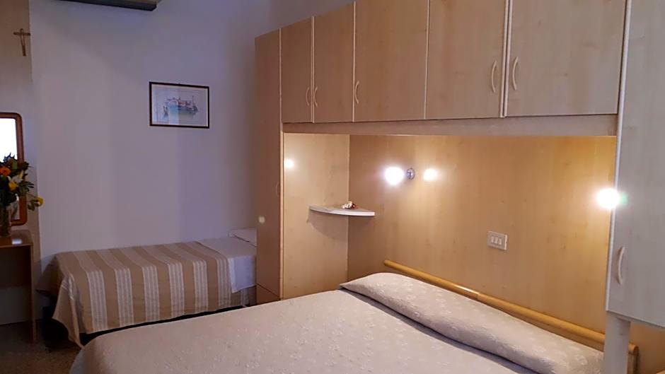 Hotel Villa Dina