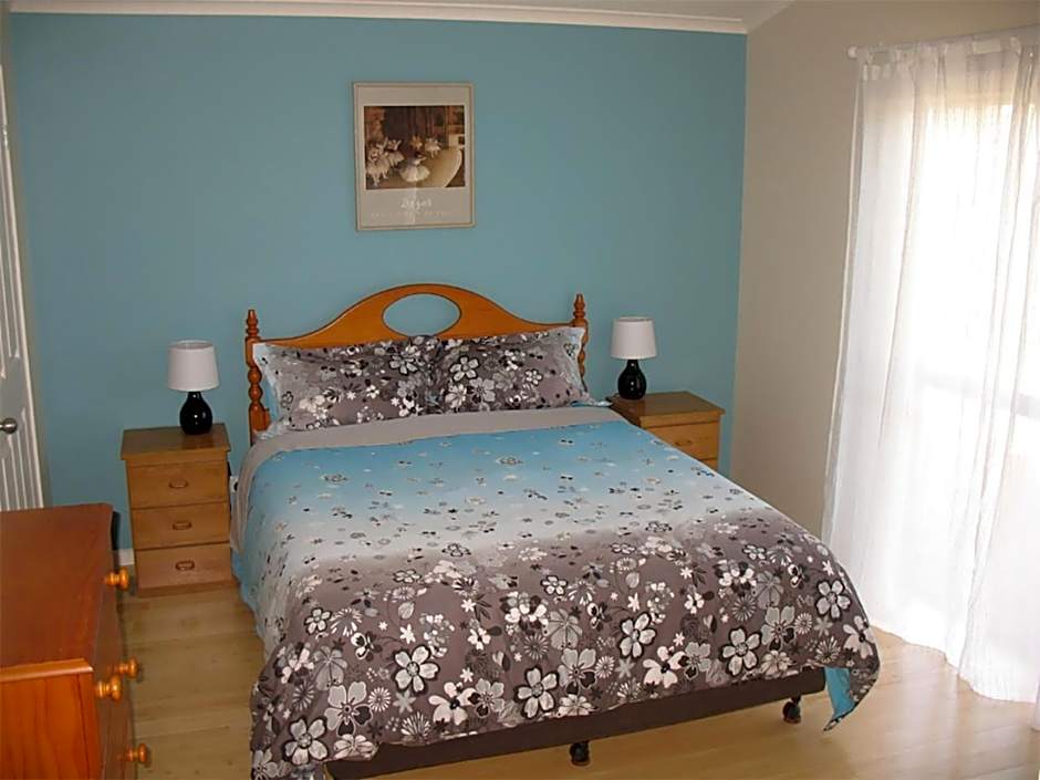 Paradise on The Boulevard - 90 Mile Beach Holiday Home