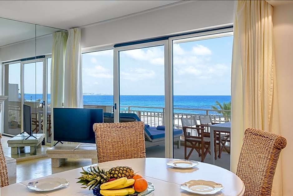 Parthenis Beach, Suites by the Sea