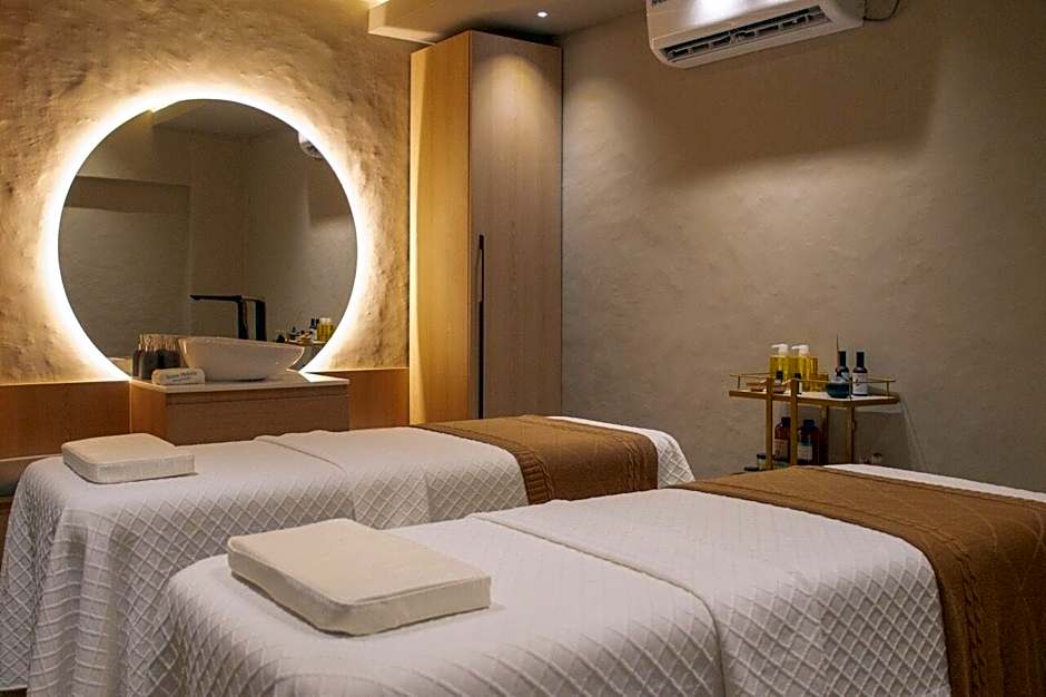 Stone Hotels Dhiffushi