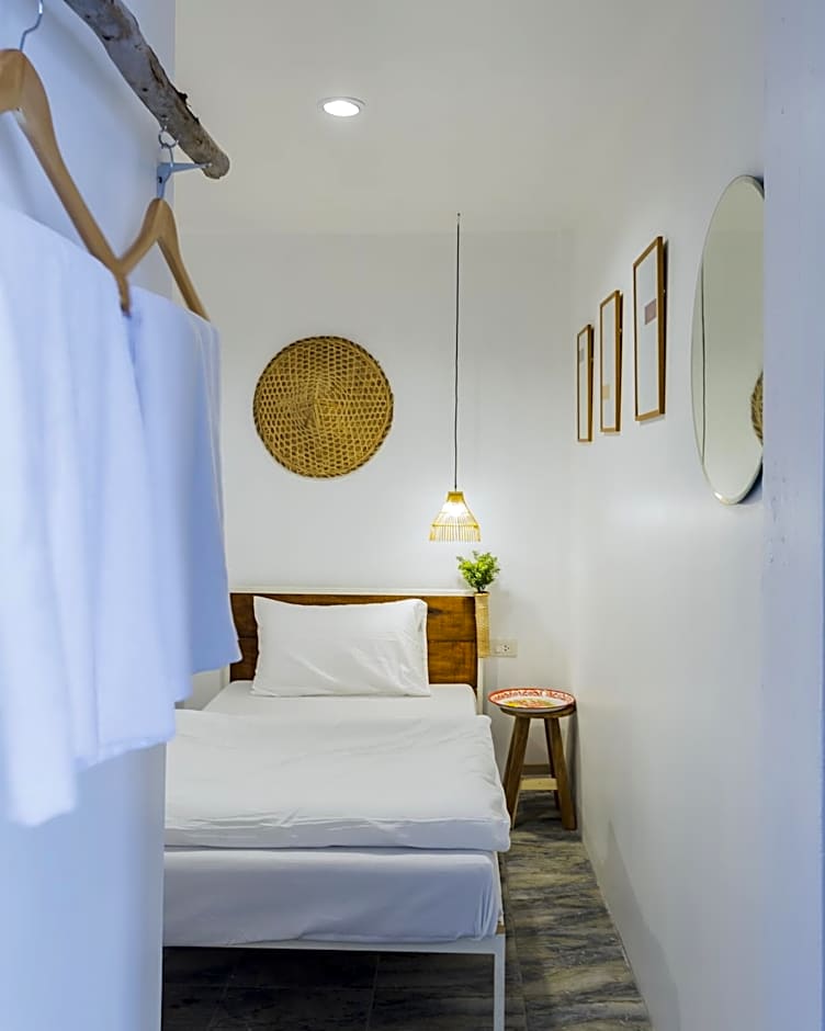 Stockhome Hostel Ayutthaya