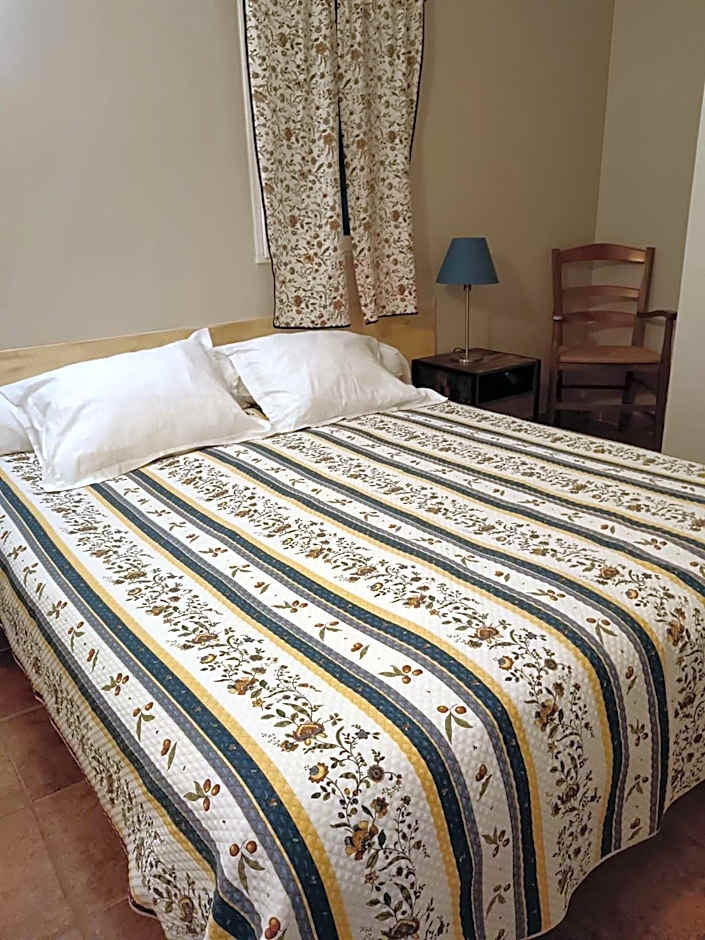 Mas de la Tour Carbonnière