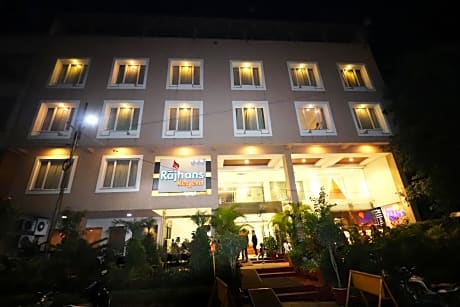 HOTEL RAJHANS REGENT, BHOPAL