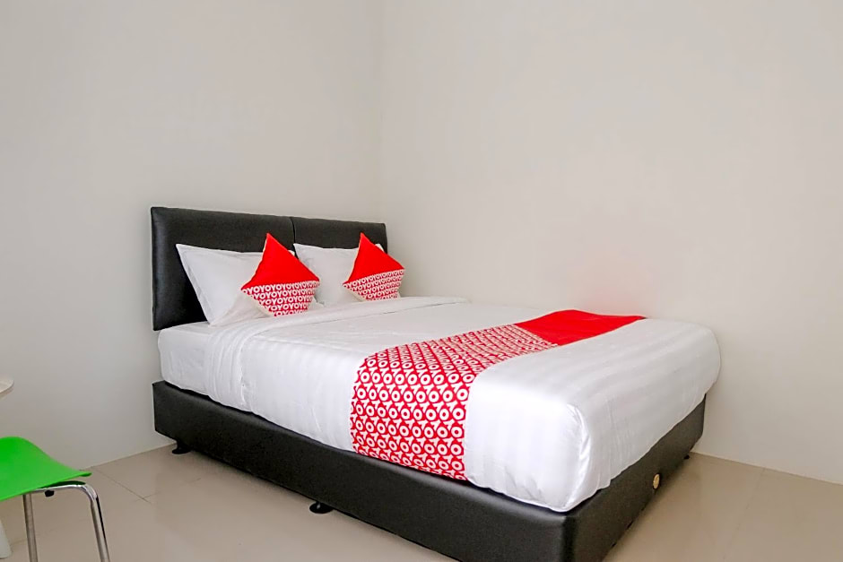 OYO 2798 Semeru Residence Syariah