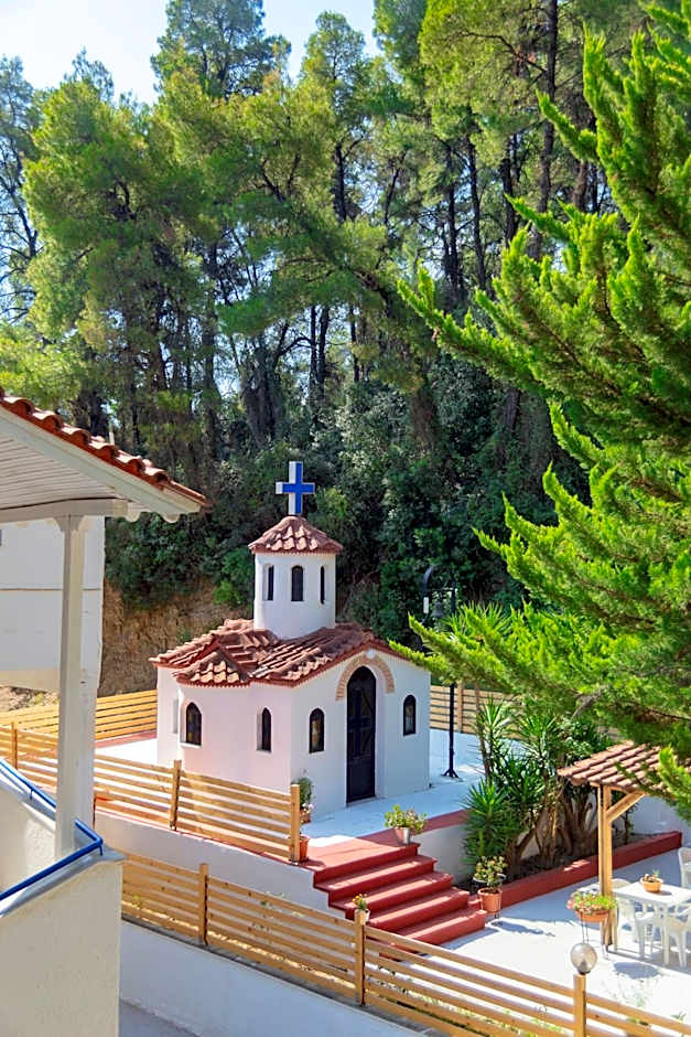 Roditsa Patritsia Apartments