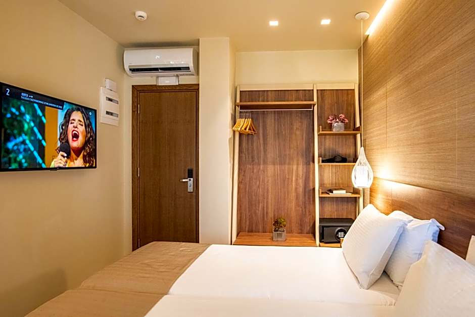 Metropole Urban Hotel